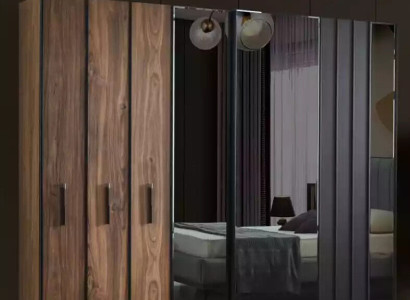 Designer Wardrobe with Mirror Bedroom Luxury Furniture Wood Wardrobe